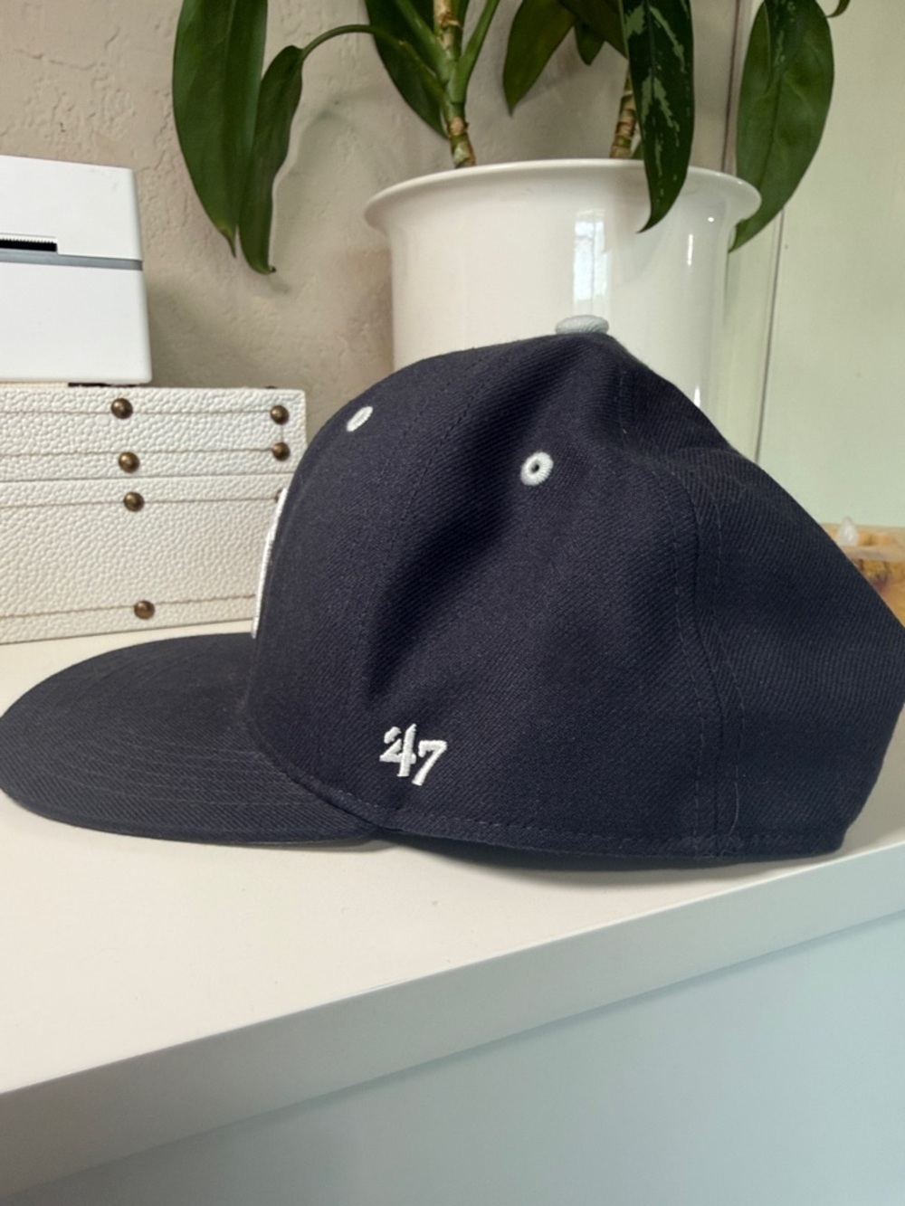 '47 Kids New York Yankees Navy Adjustable Hat - Like New - Picture 7 of 7